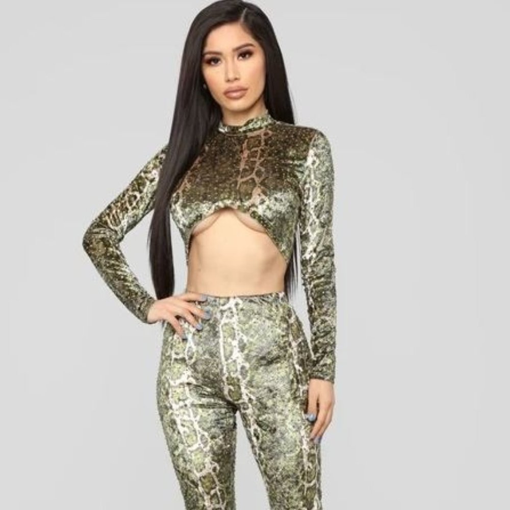 Velvet Snake Print Set